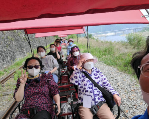 독거노인 지원 52