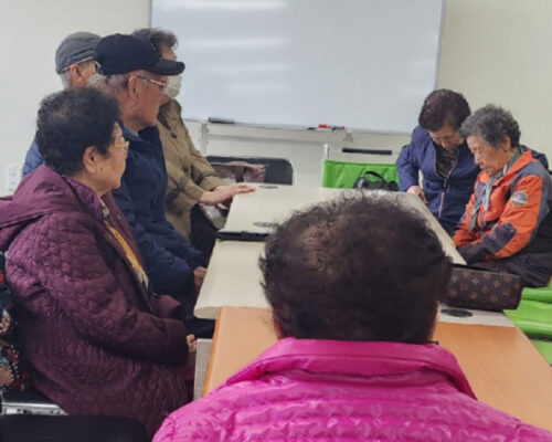 독거노인 지원 64