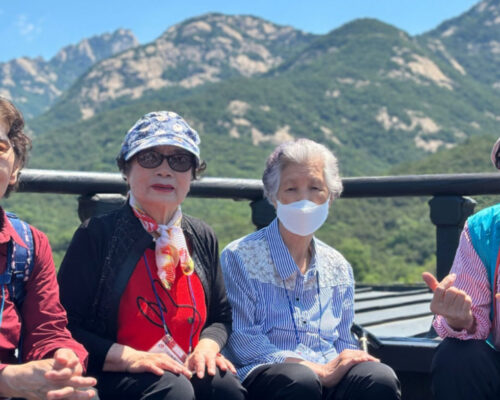 독거노인 지원 77